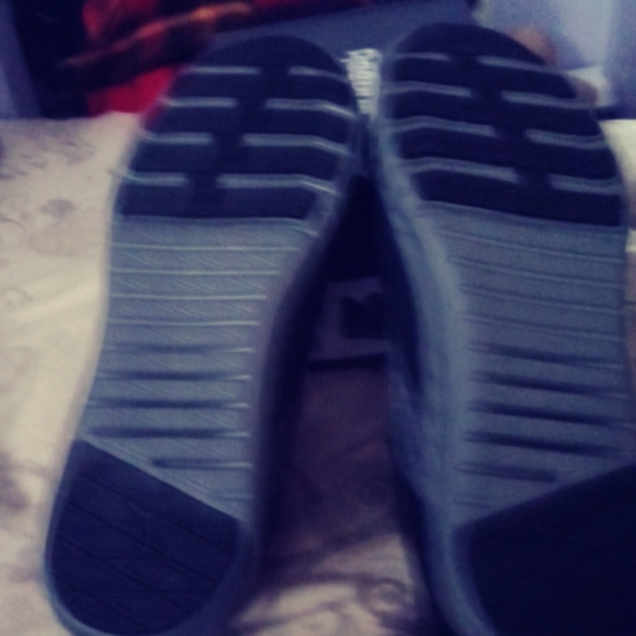 Reebook - Picture 5 of 7